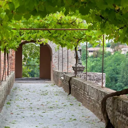 Parking Gratuit * ألبي